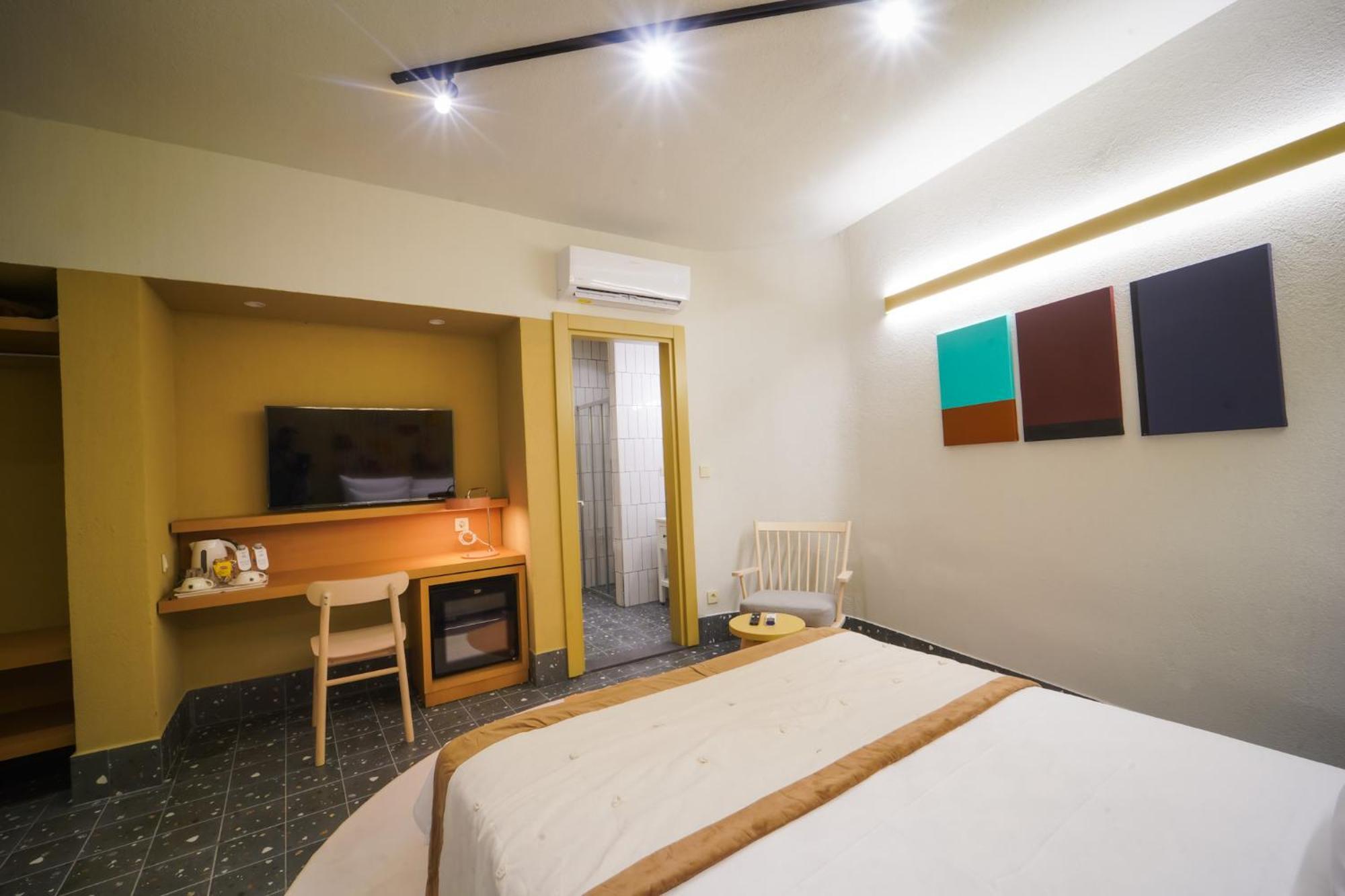 Bono Old Town Aparthotel